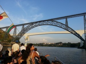 Eiffels-Maria-Pia-Bridge-in-Porto3-300x225